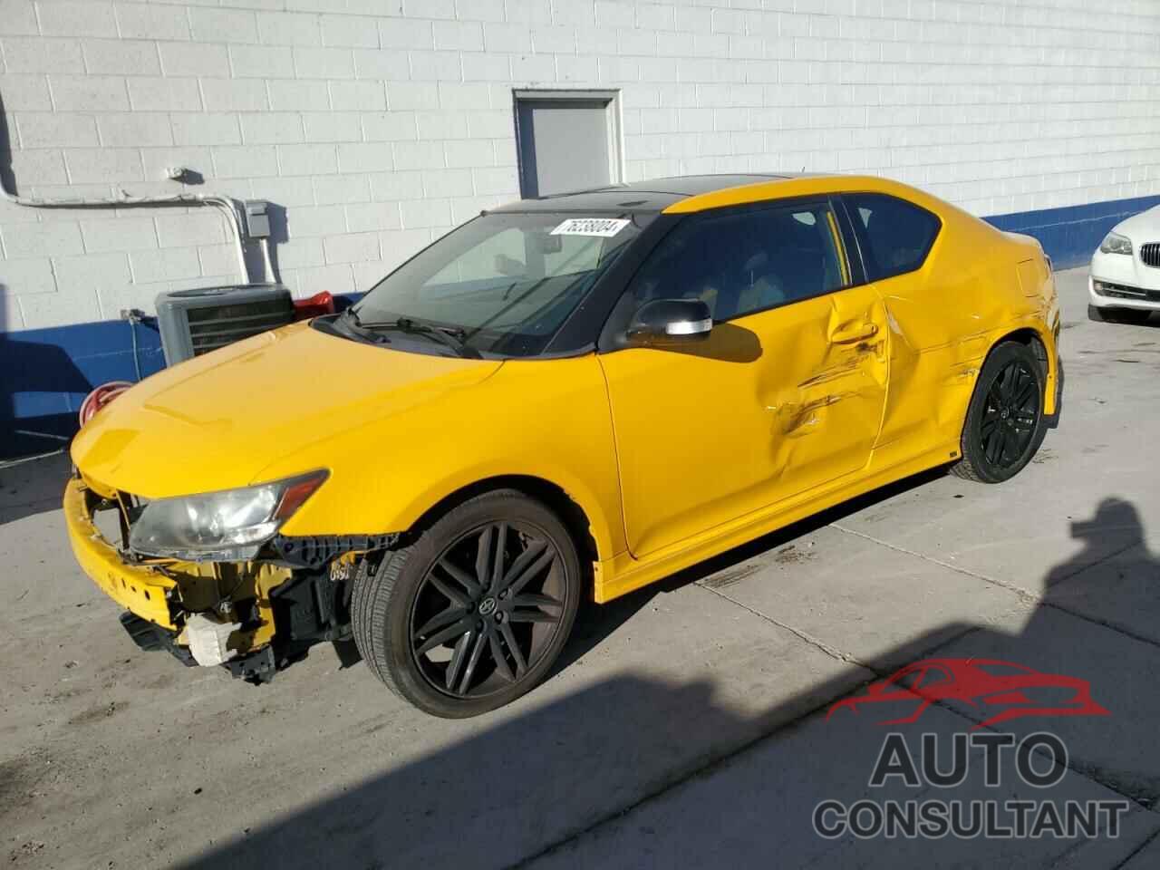 TOYOTA SCION 2012 - JTKJF5C71C3026434