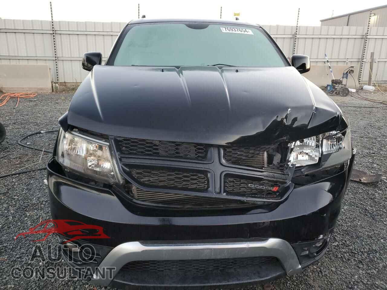 DODGE JOURNEY 2015 - 3C4PDCGG8FT592363