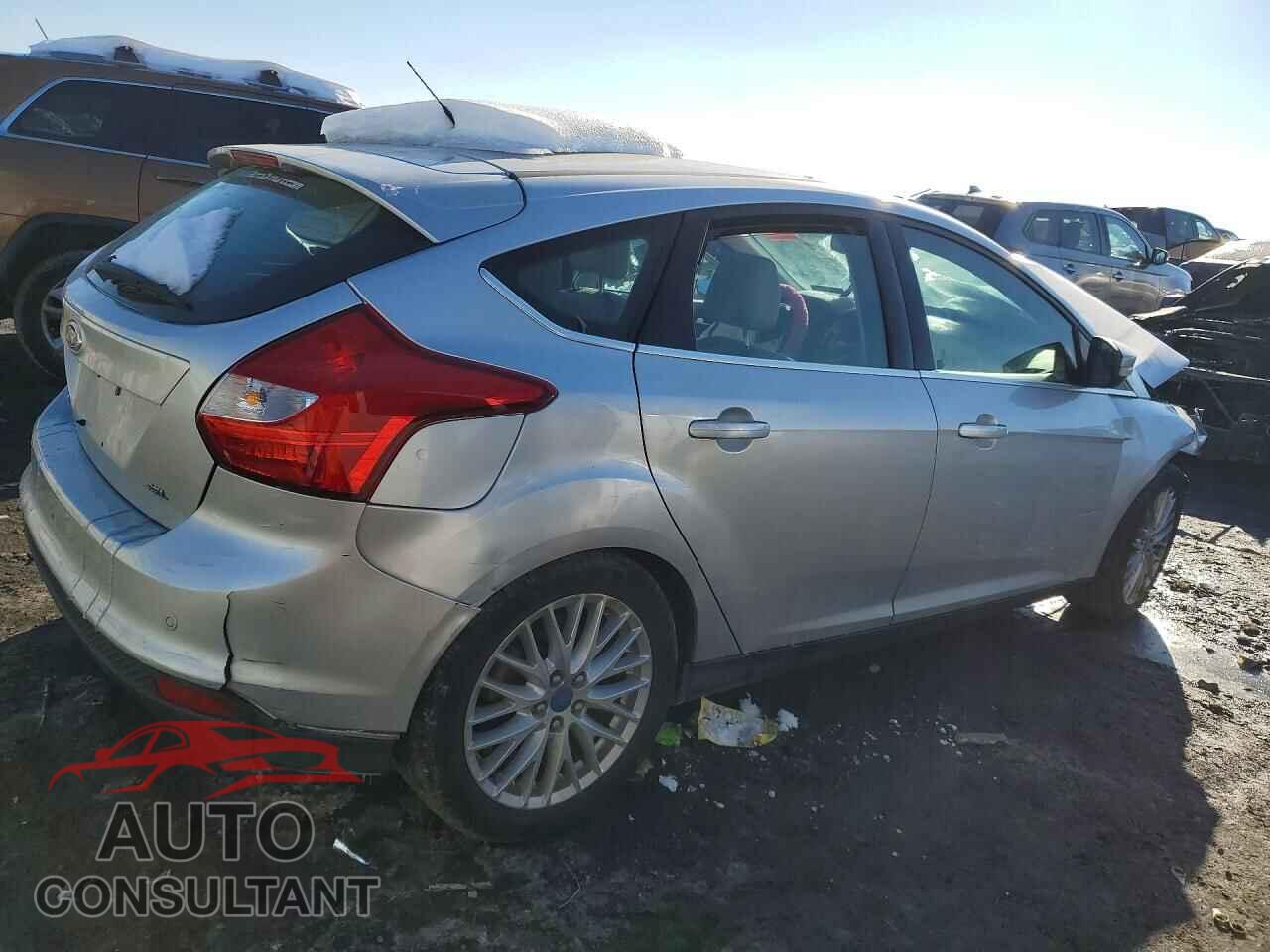 FORD FOCUS 2012 - 1FAHP3M23CL200097