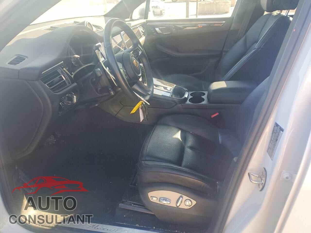 PORSCHE MACAN 2022 - WP1AG2A56NLB24090