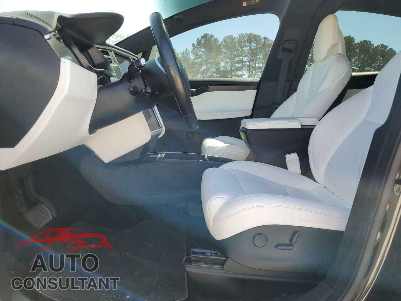 TESLA MODEL X 2017 - 5YJXCDE20HF059151