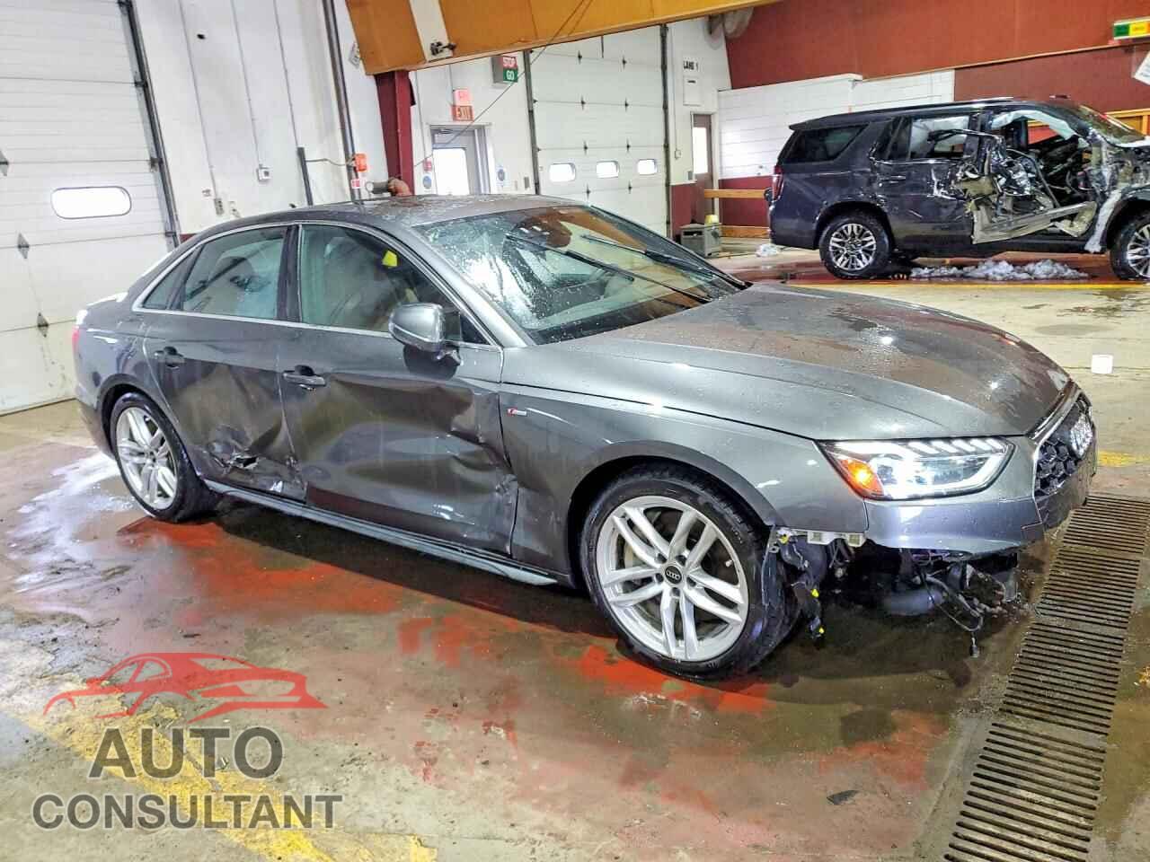 AUDI A4 2024 - WAUDAAF43RN007598