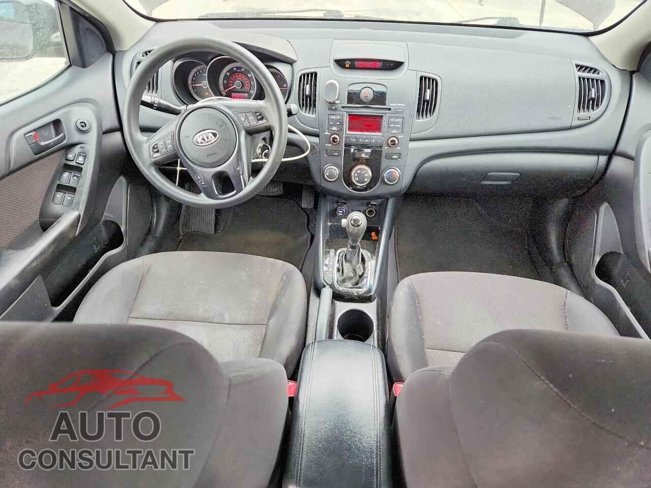 KIA FORTE 2011 - KNAFU4A20B5460347