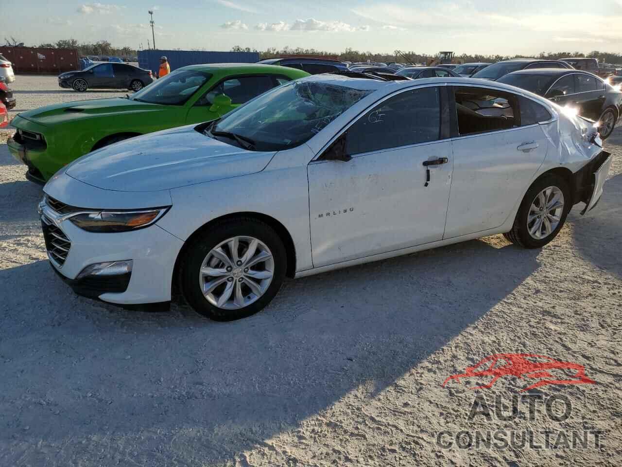 CHEVROLET MALIBU 2022 - 1G1ZD5ST6NF123864