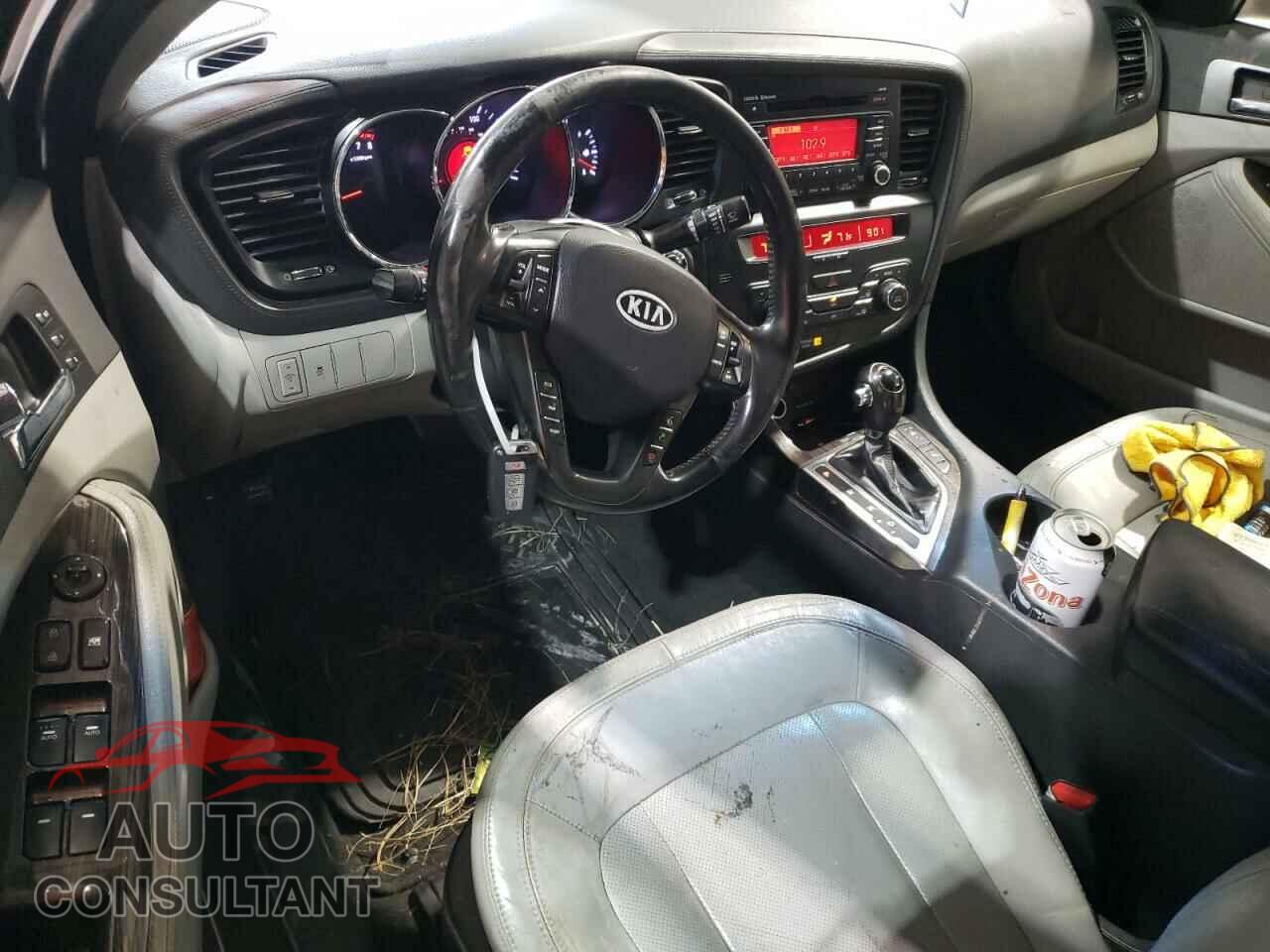 KIA OPTIMA 2011 - KNAGN4A79B5083319