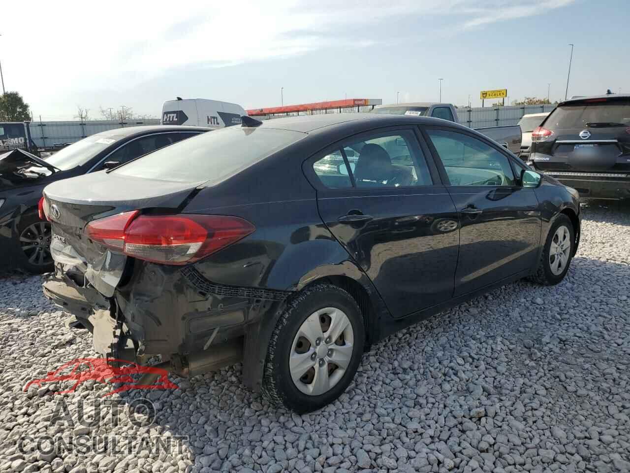 KIA FORTE 2017 - 3KPFK4A73HE123771