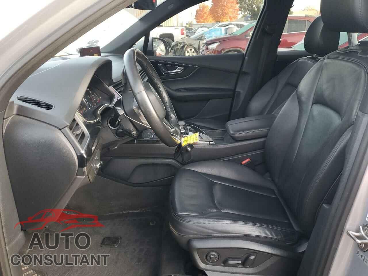 AUDI Q7 2017 - WA1AAAF73HD022794