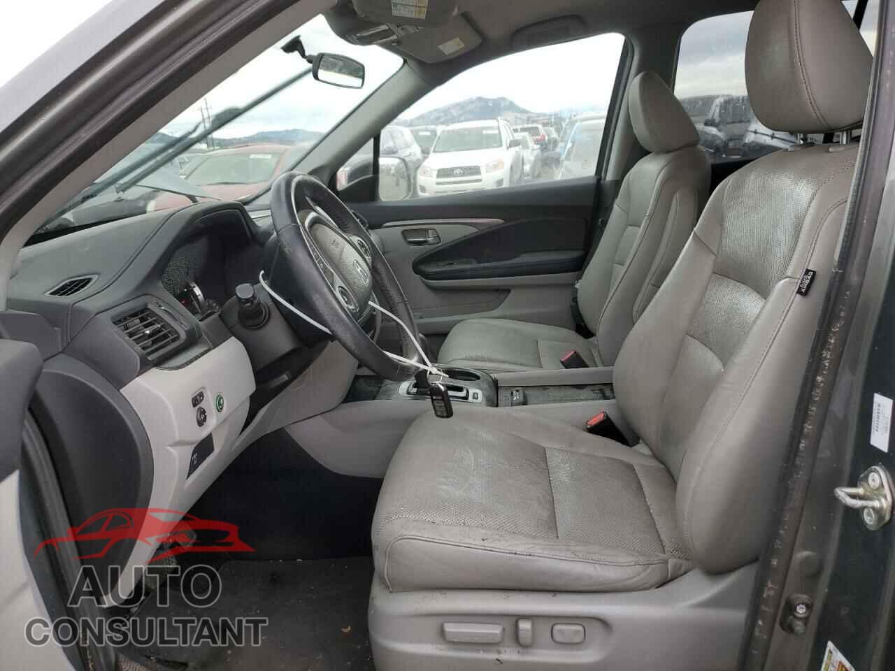 HONDA RIDGELINE 2017 - 5FPYK2F56HB008040