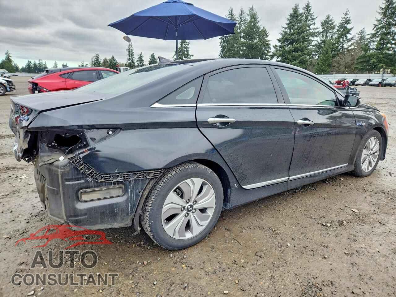 HYUNDAI SONATA 2015 - KMHEC4A45FA132420