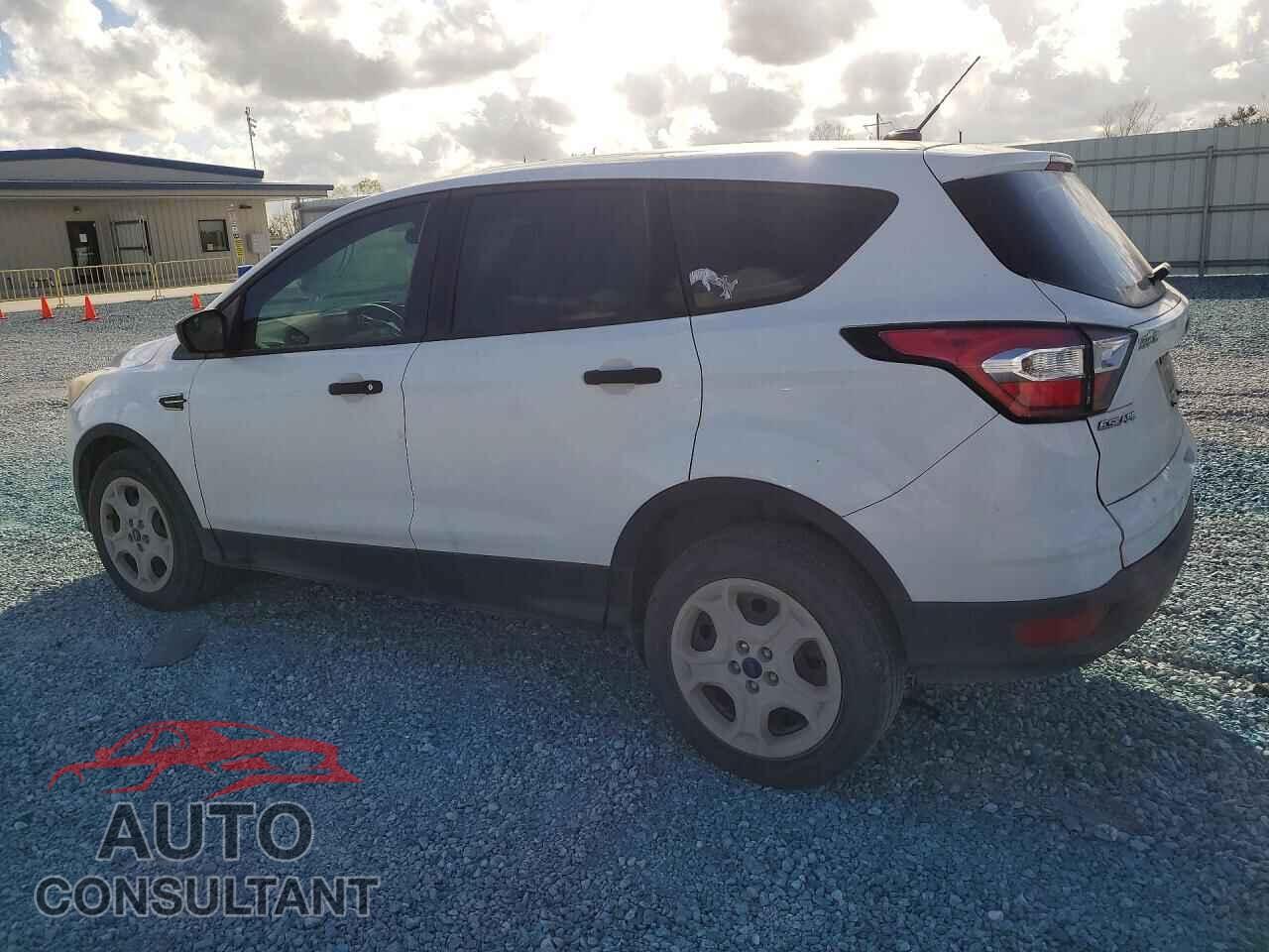 FORD ESCAPE 2017 - 1FMCU0F74HUD57686