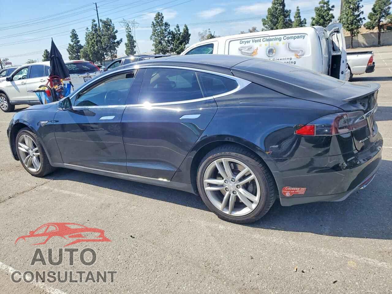 TESLA MODEL S 2013 - 5YJSA1CP8DFP11764