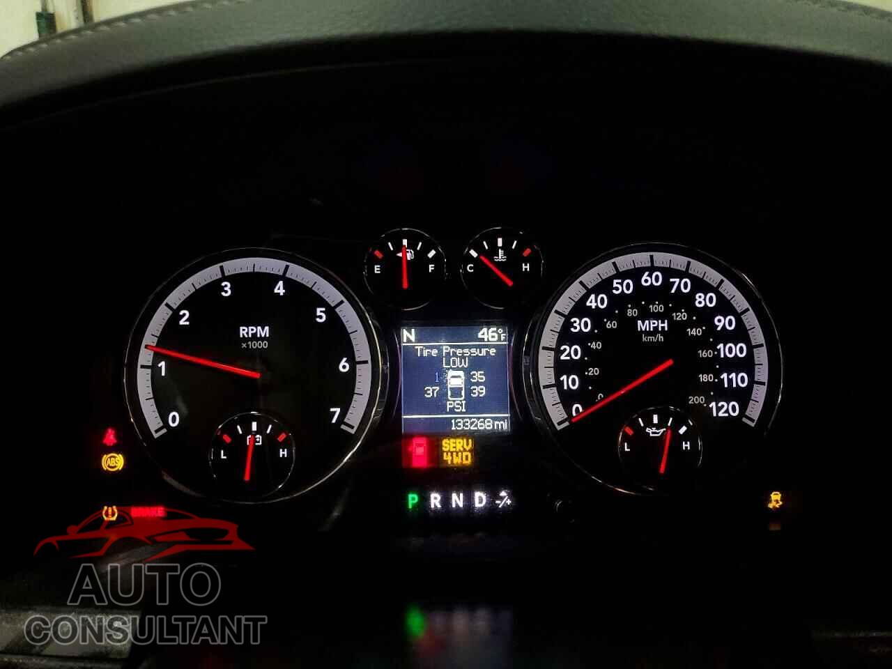 DODGE RAM 1500 2012 - 1C6RD7MTXCS186381