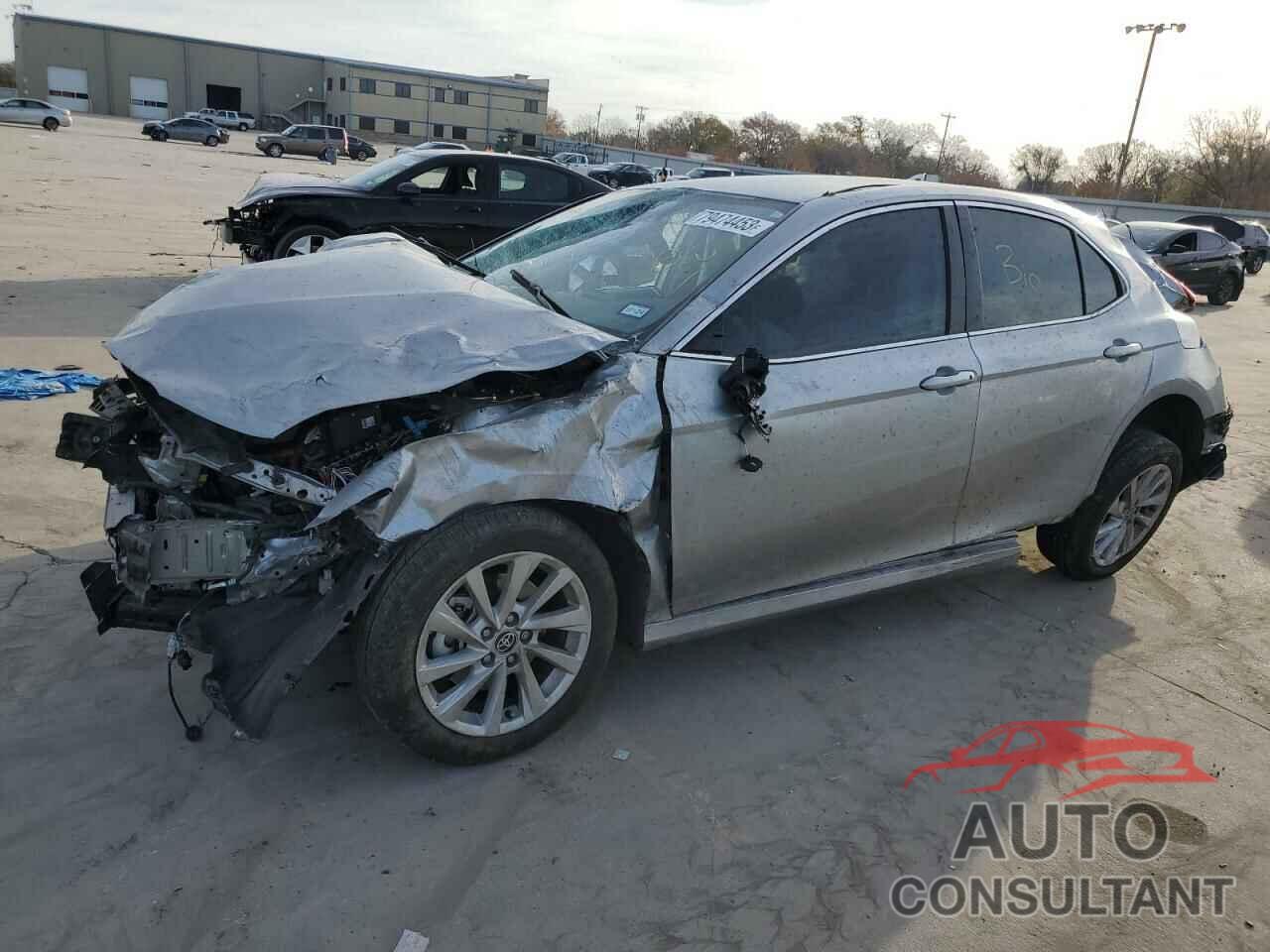 TOYOTA CAMRY 2023 - 4T1C11AK4PU094804