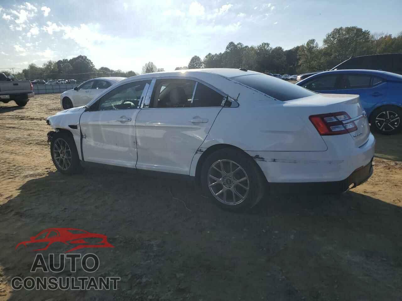 FORD TAURUS 2013 - 1FAHP2E88DG192702