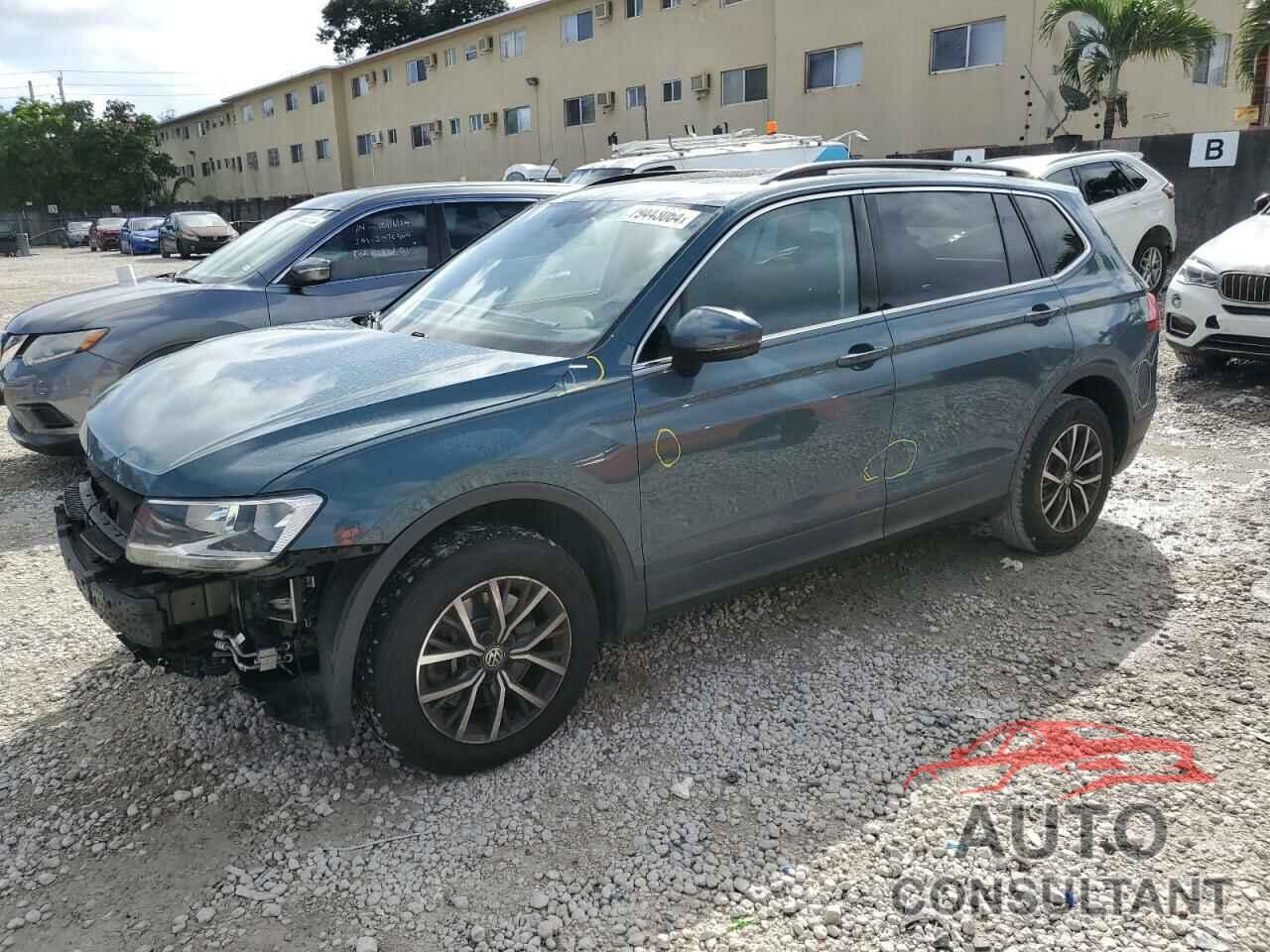 VOLKSWAGEN TIGUAN 2019 - 3VV3B7AX8KM159457