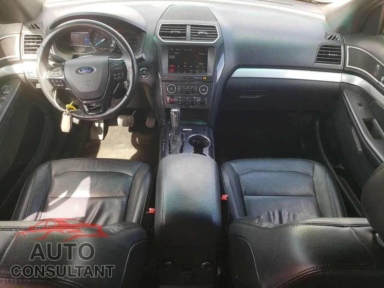 FORD EXPLORER 2017 - 1FM5K7D86HGA92013