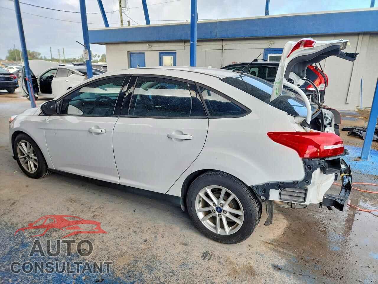 FORD FOCUS 2015 - 1FADP3F25FL376309