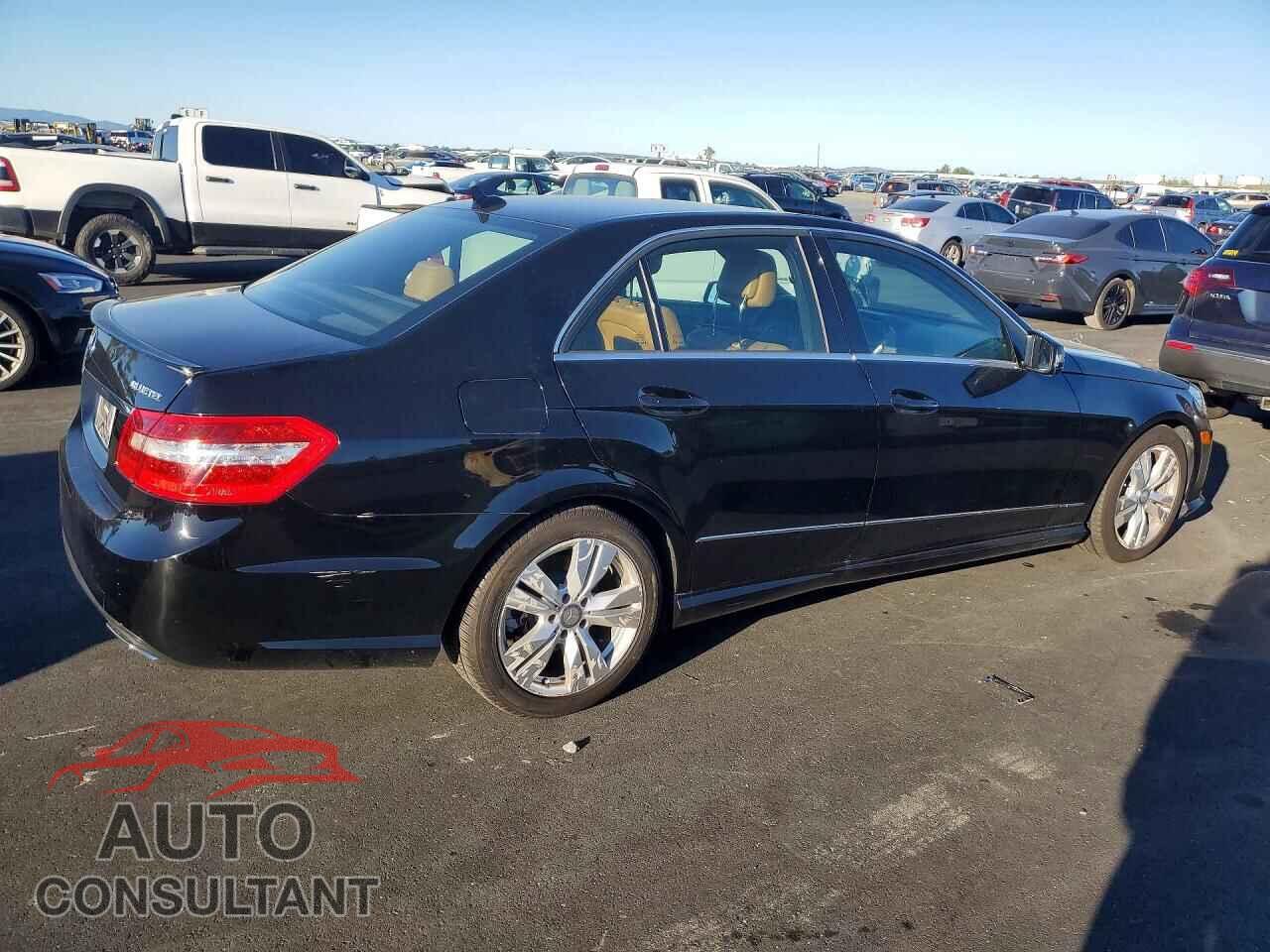 MERCEDES-BENZ E 2013 - WDDHF2EB9DA718630