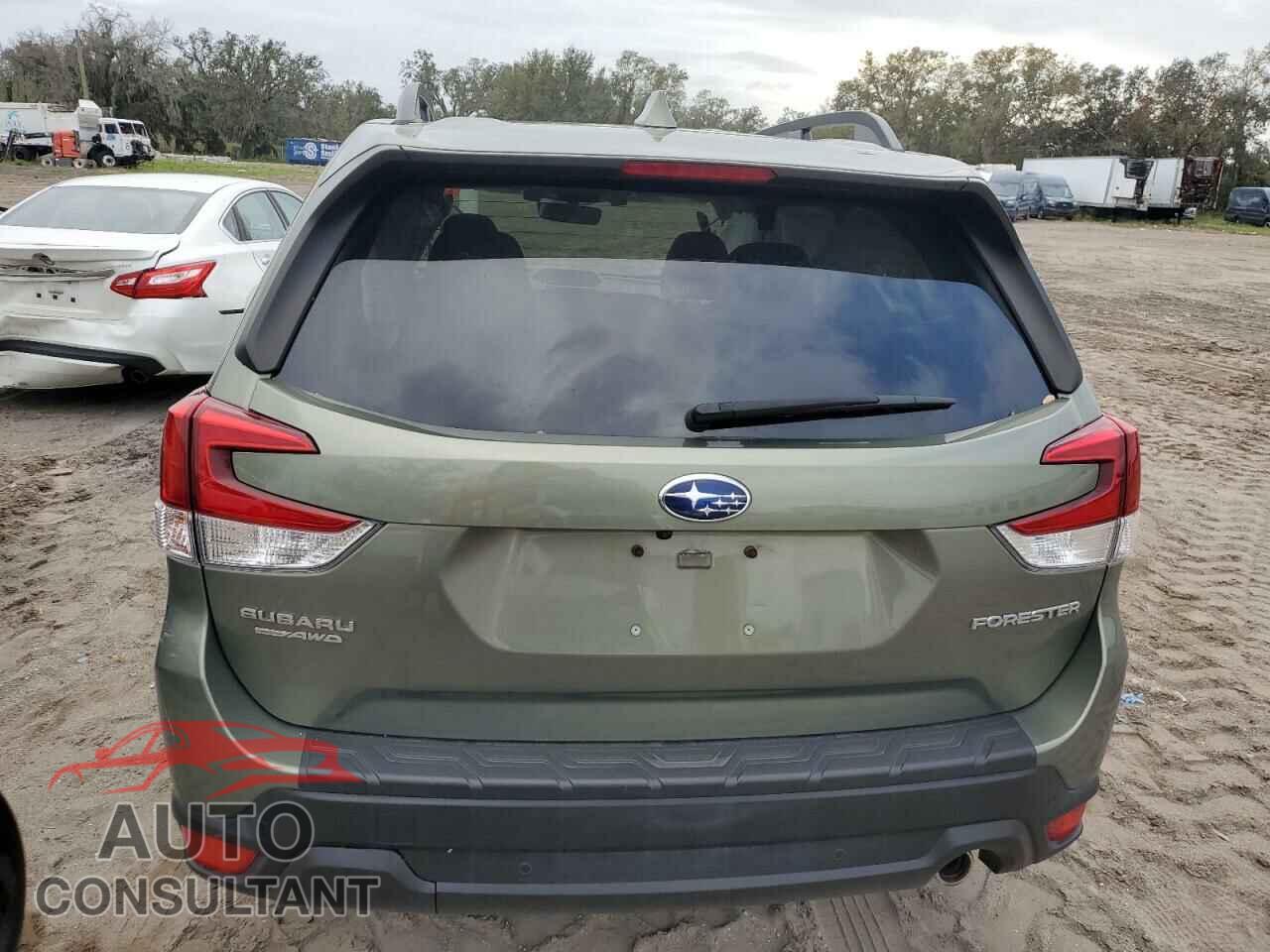 SUBARU FORESTER 2019 - JF2SKAUC8KH498256