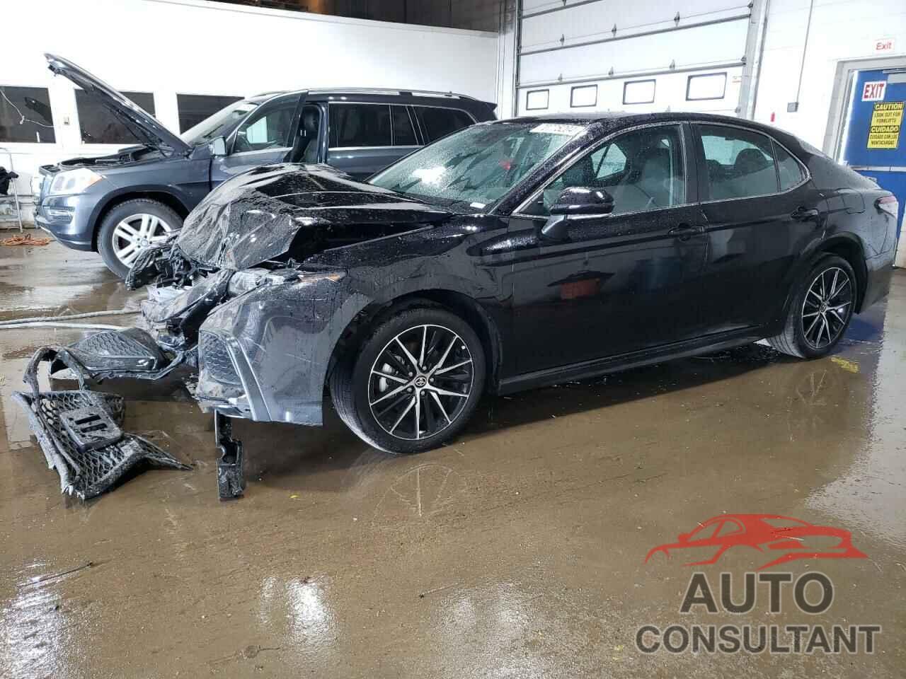 TOYOTA CAMRY 2024 - 4T1G11AKXRU908670