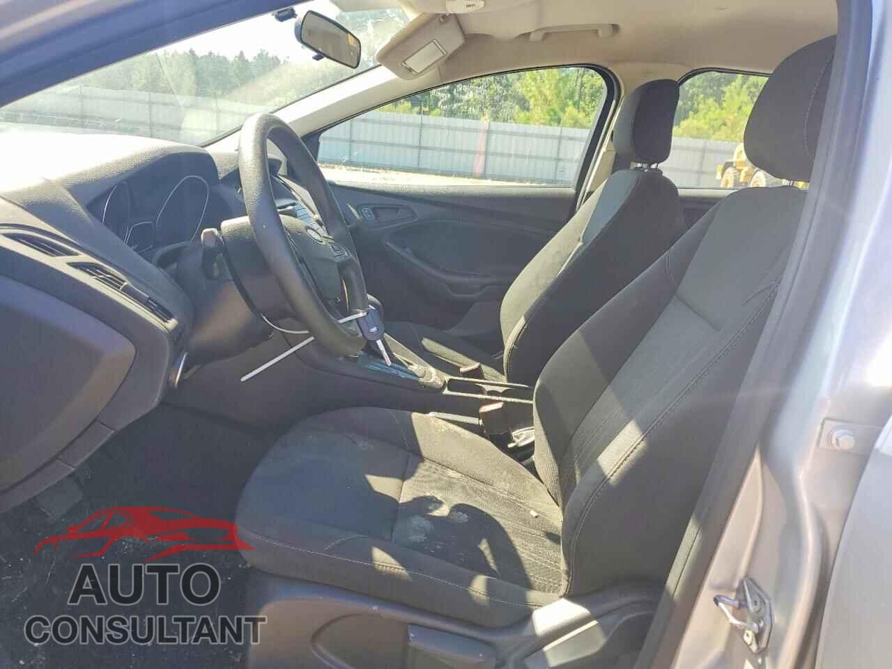FORD FOCUS 2016 - 1FADP3E23GL377803