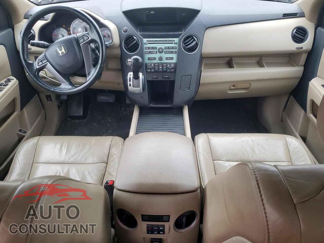 HONDA PILOT 2011 - 5FNYF4H59BB079455