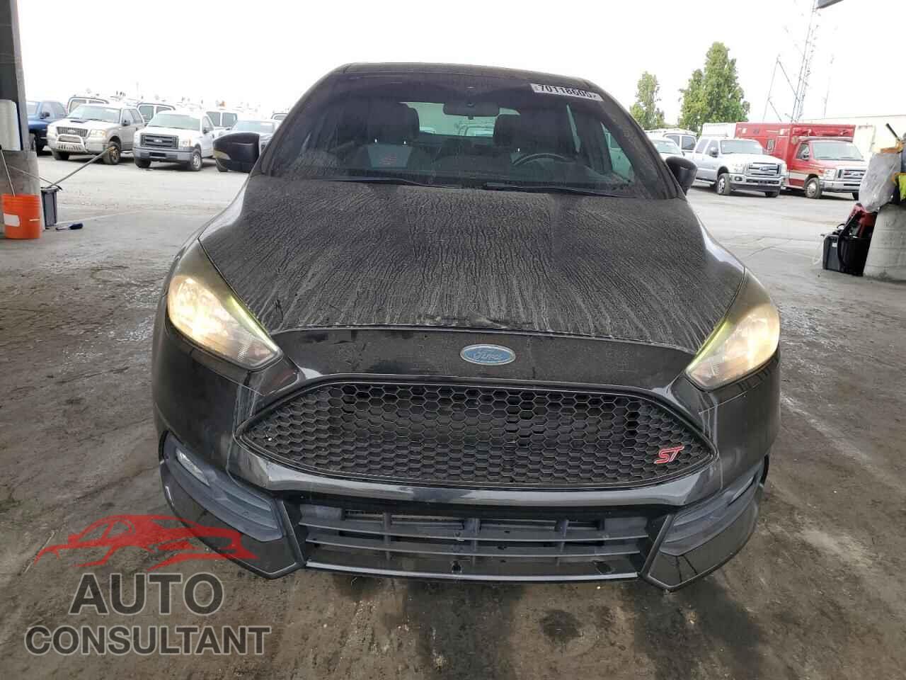 FORD FOCUS 2015 - 1FADP3L95FL288023