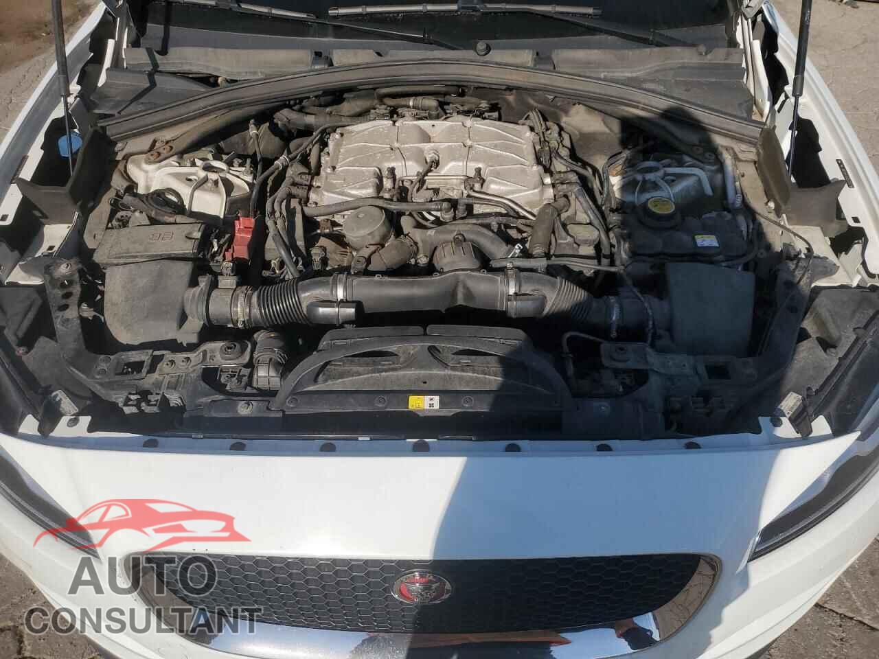 JAGUAR F-PACE 2017 - SADCK2BV4HA497396