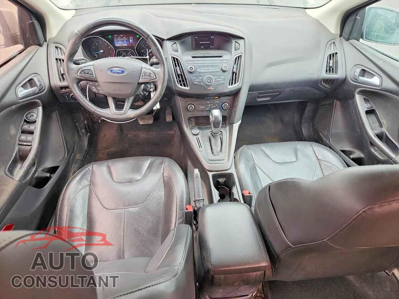 FORD FOCUS 2015 - 1FADP3F25FL287212