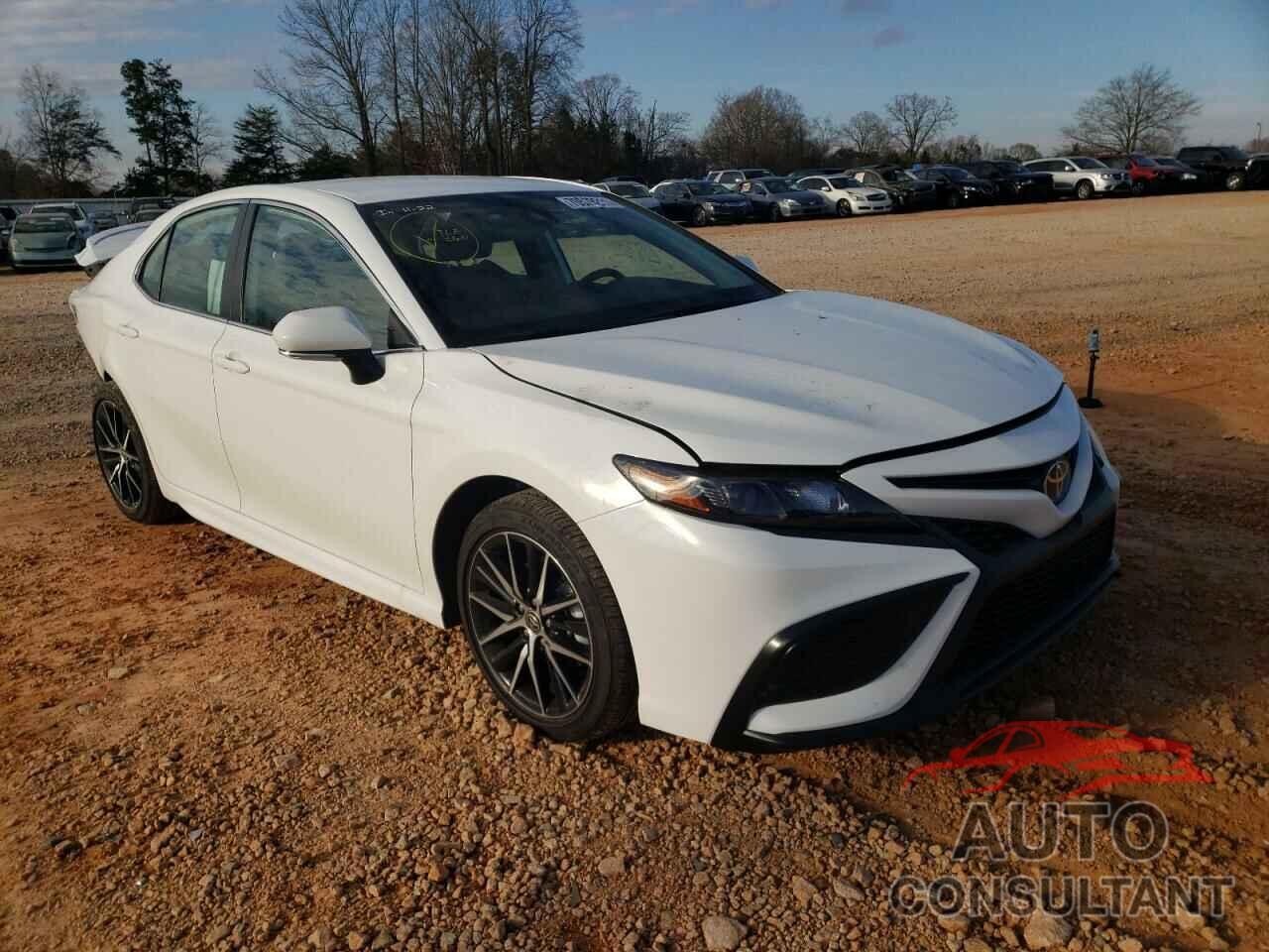 TOYOTA CAMRY 2021 - 4T1T11AK9MU483417