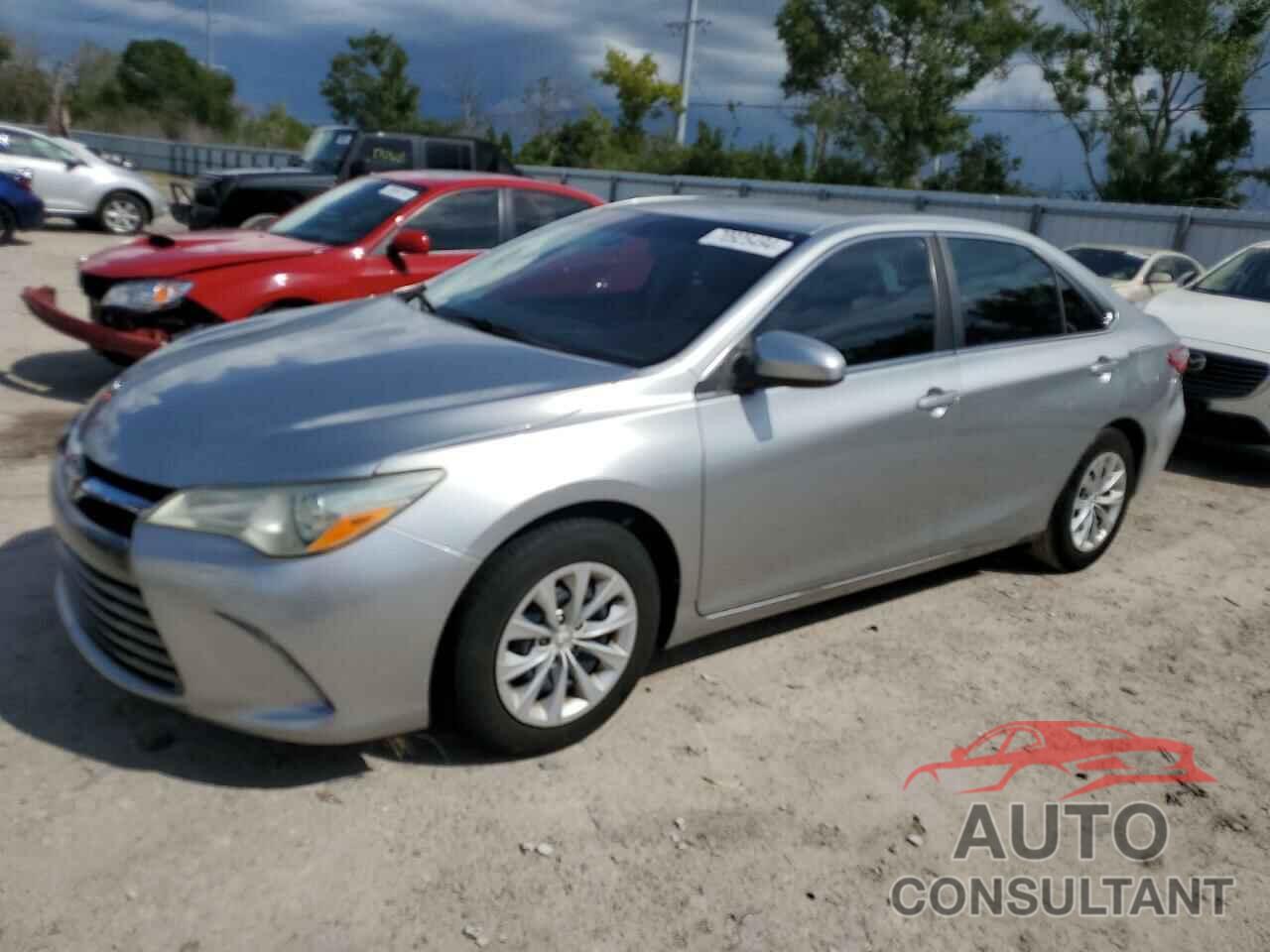 TOYOTA CAMRY 2016 - 4T4BF1FK8GR558897