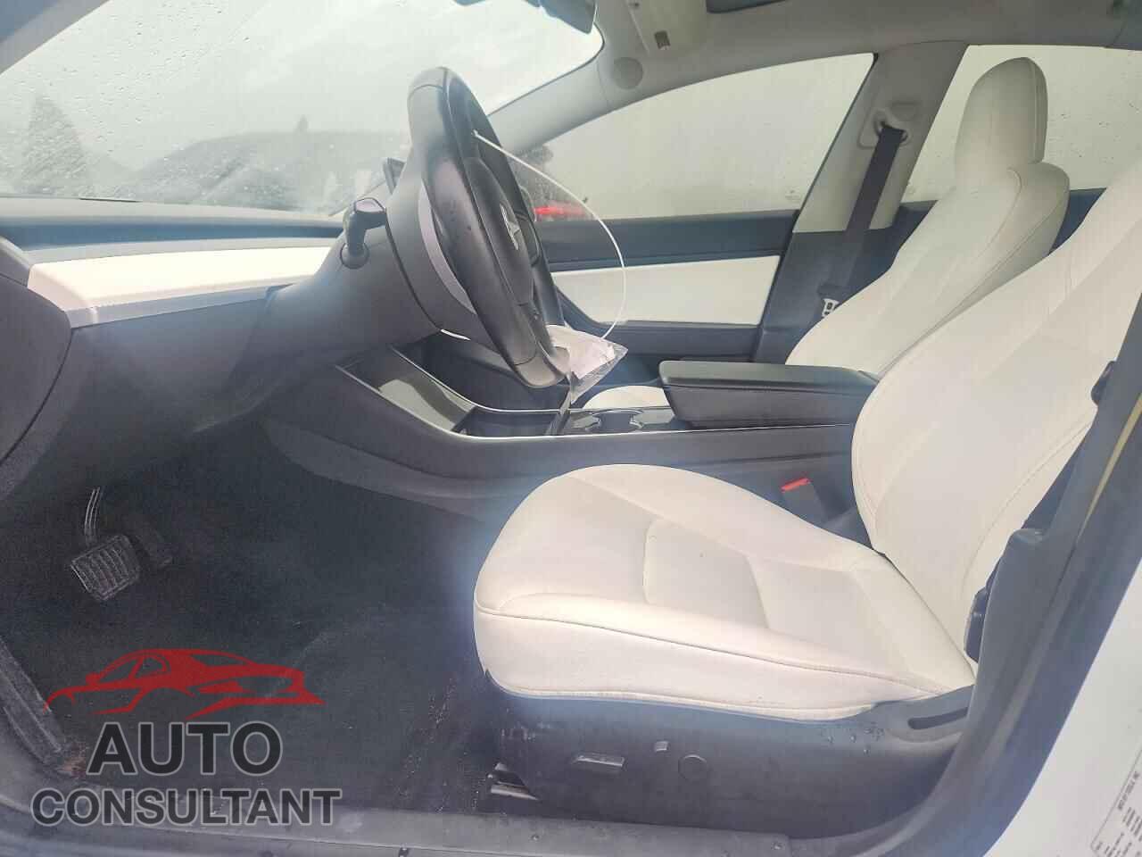 TESLA MODEL 3 2019 - 5YJ3E1EA0KF407617