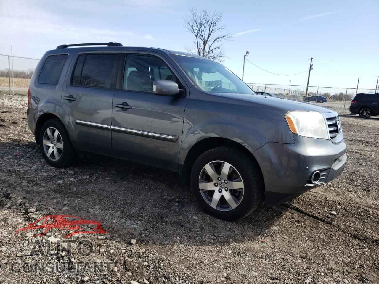 HONDA PILOT 2013 - 5FNYF4H96DB060500