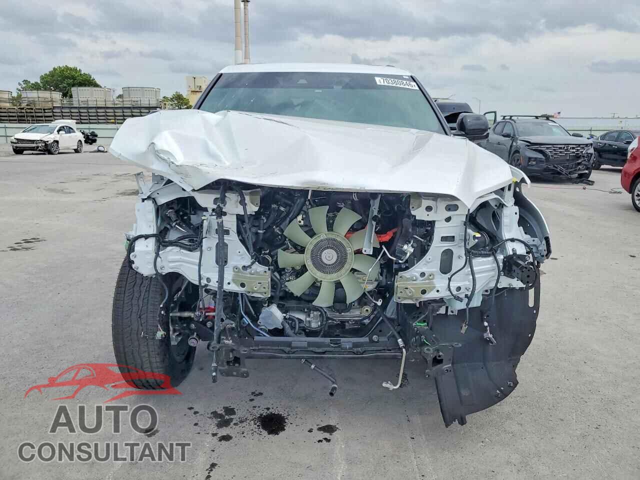 TOYOTA SEQUOIA 2026 - 7SVAAABA2TX096714