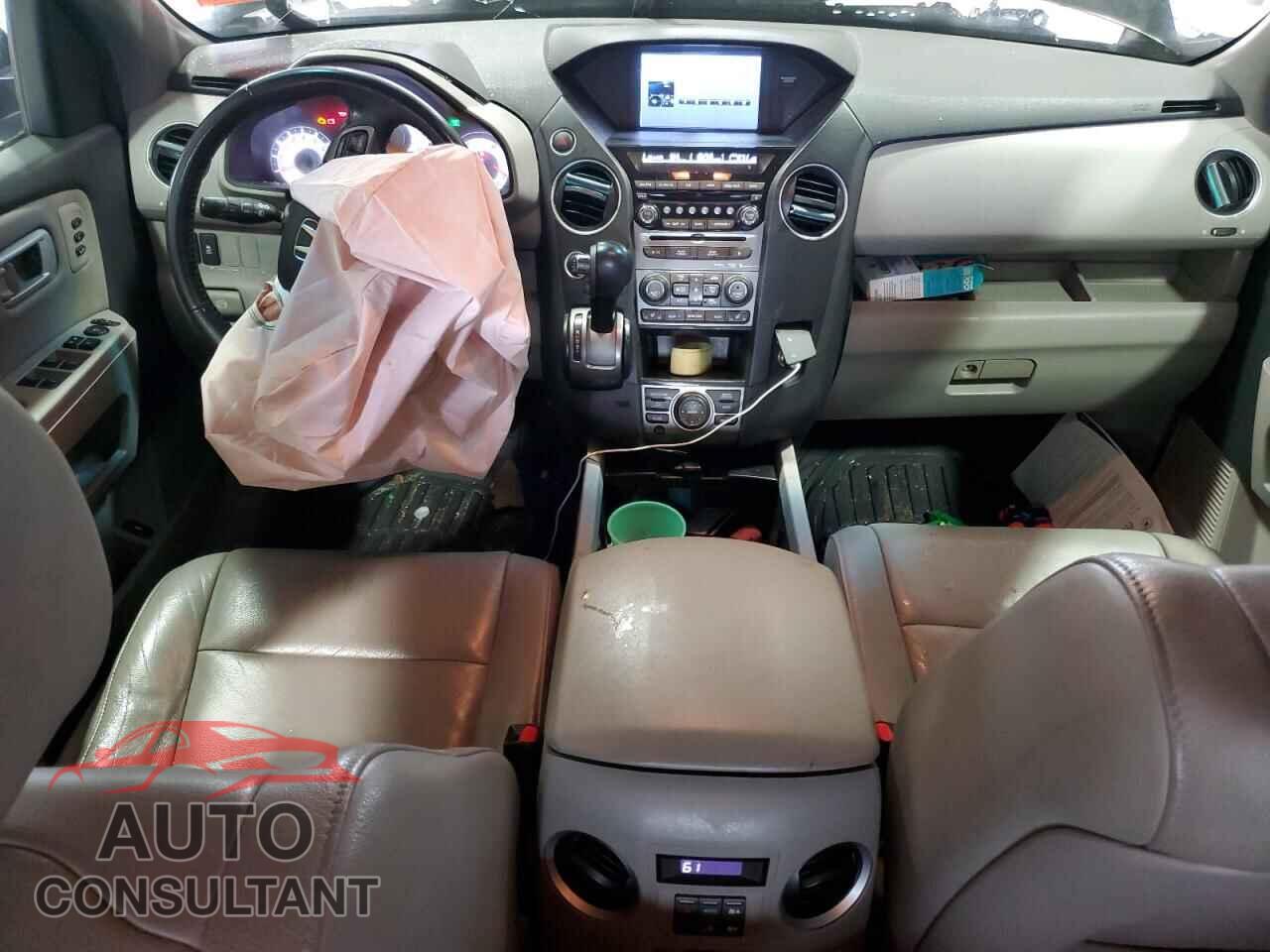 HONDA PILOT 2014 - 5FNYF4H93EB023910