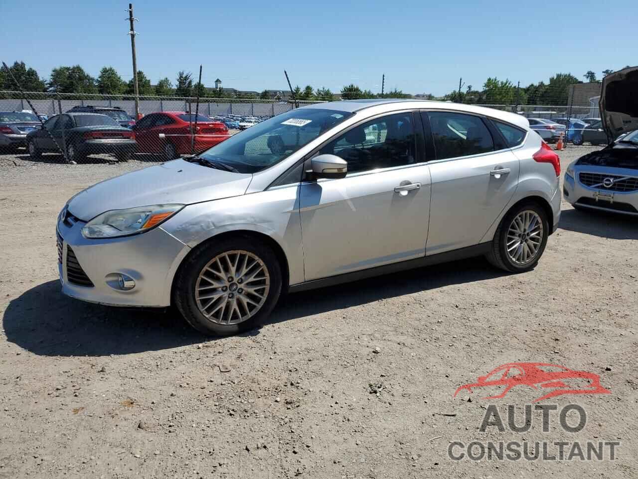 FORD FOCUS 2012 - 1FAHP3M22CL338231
