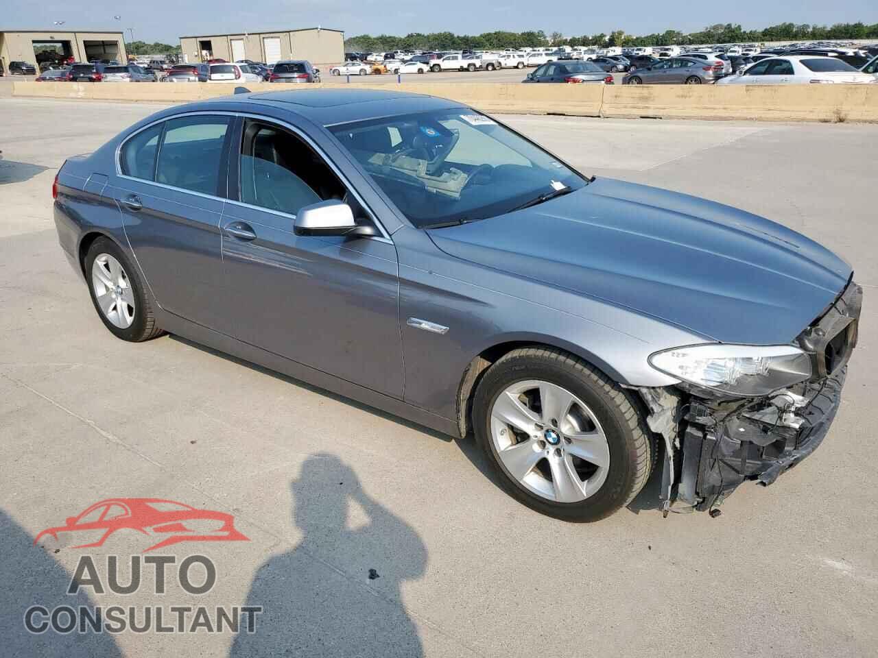 BMW 5 SERIES 2013 - WBAXG5C52DD233467