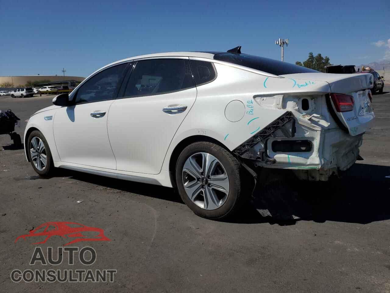 KIA OPTIMA 2017 - KNAGU4LC3H5007701