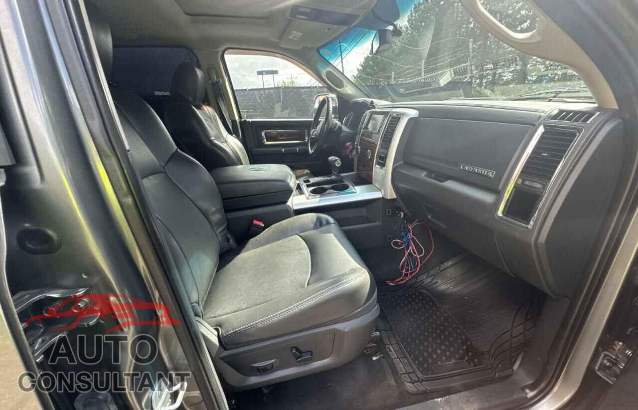DODGE RAM 1500 2012 - 1C6RD7NT7CS293631