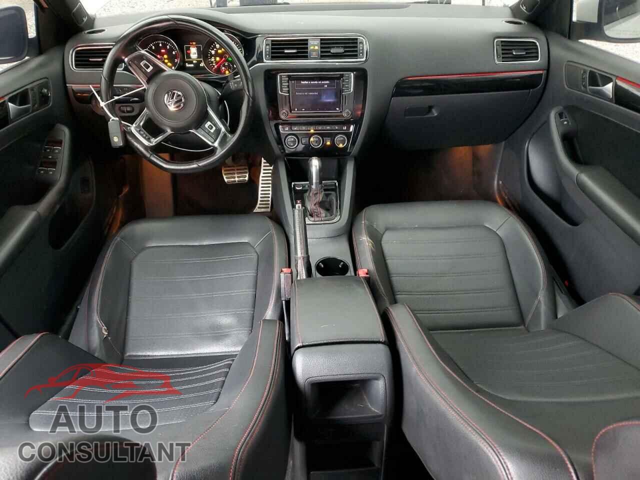 VOLKSWAGEN JETTA 2017 - 3VW4T7AJ8HM318611