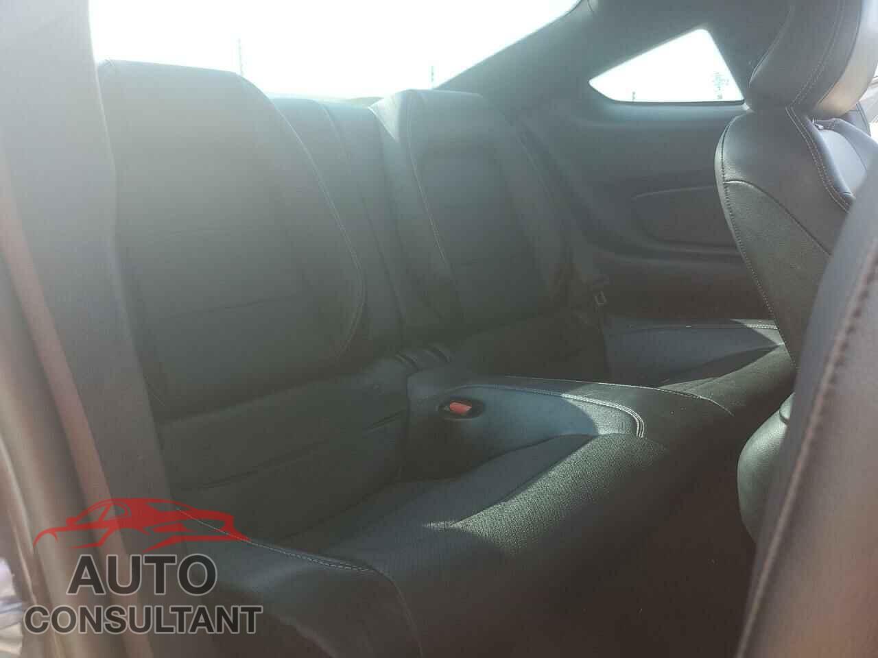 FORD MUSTANG 2021 - 1FA6P8CF6M5138709