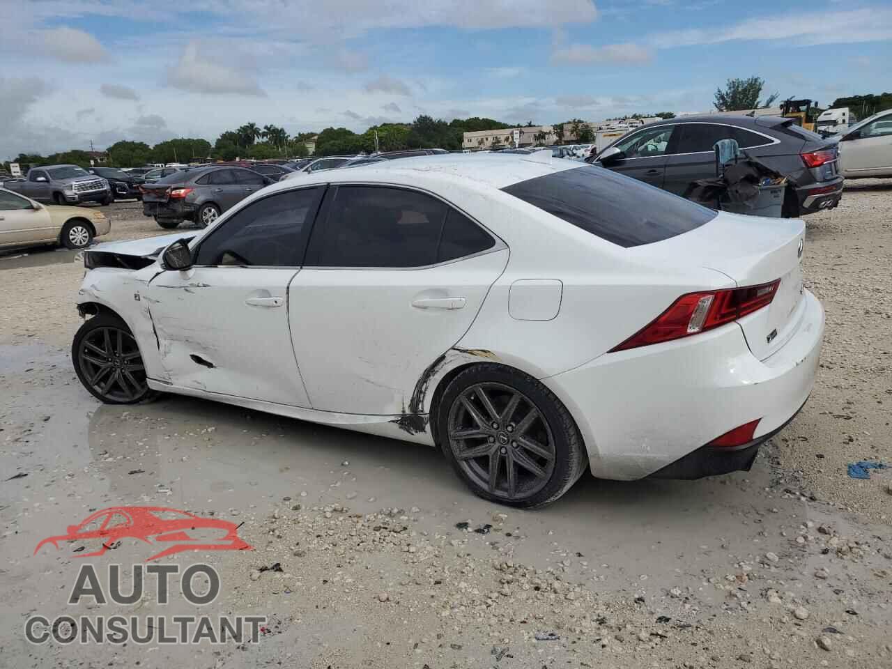 LEXUS IS 2016 - JTHBA1D22G5008300