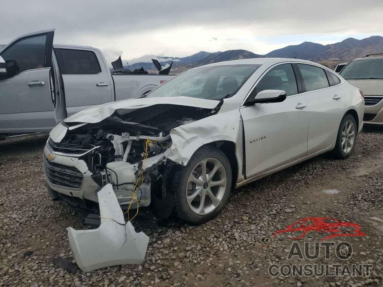 CHEVROLET MALIBU 2017 - 1G1ZJ5SUXHF252650
