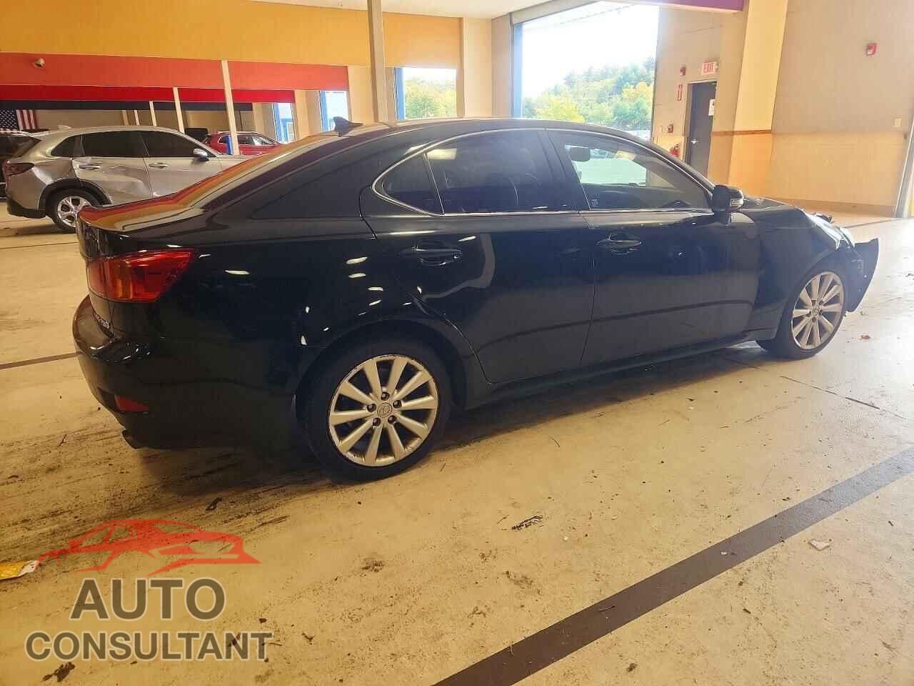 LEXUS IS 2010 - JTHCF5C2XA5040482
