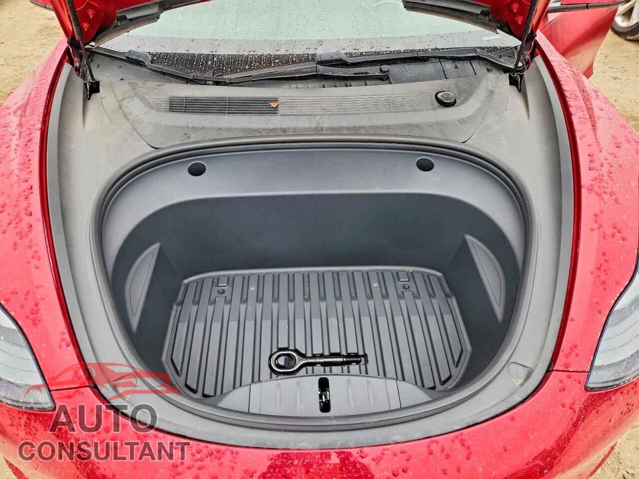 TESLA MODEL 3 2021 - 5YJ3E1EB5MF054397