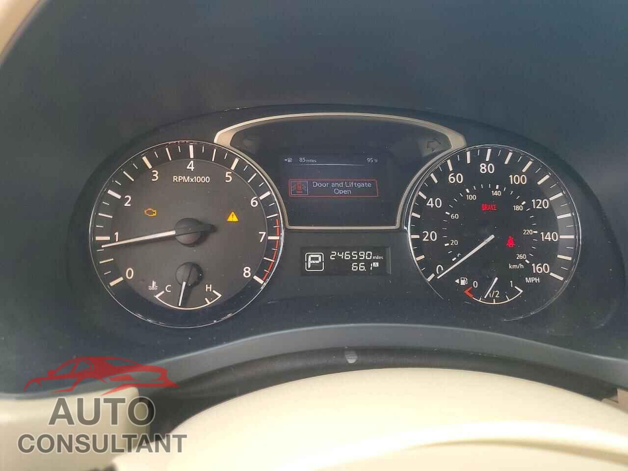 NISSAN PATHFINDER 2013 - 5N1AR2MN0DC616406
