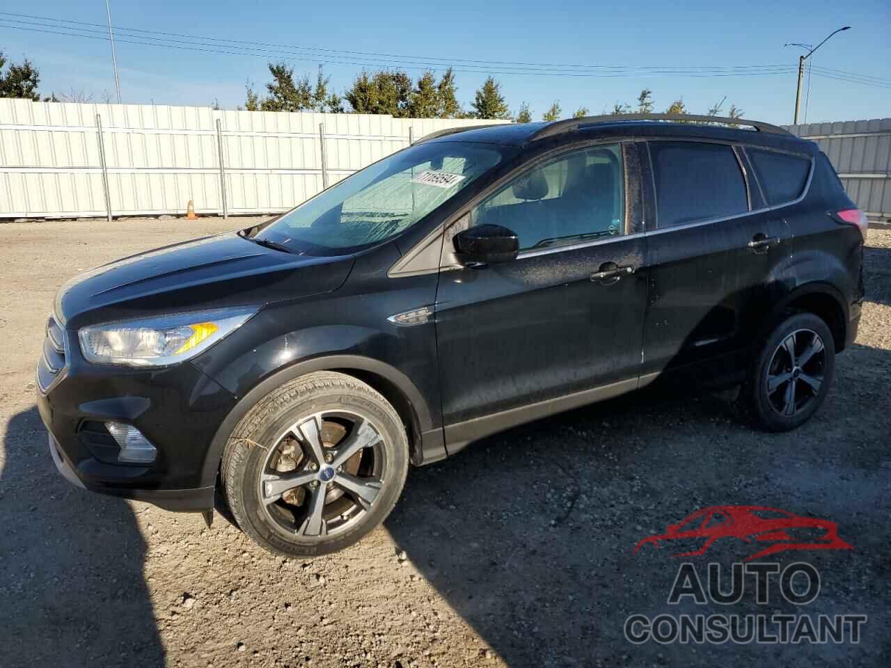 FORD ESCAPE 2017 - 1FMCU9GD8HUE80318