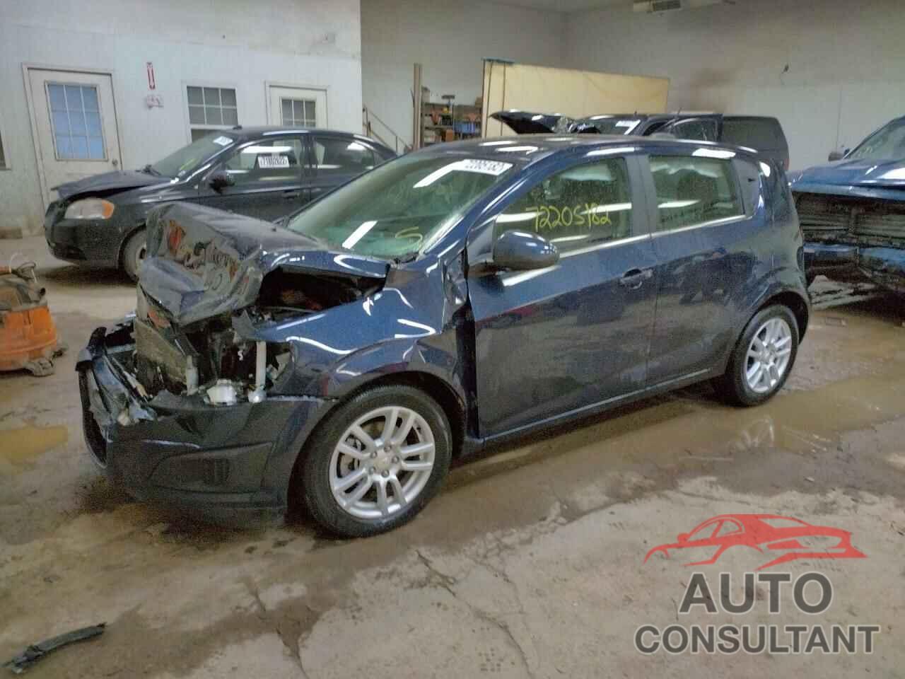 CHEVROLET SONIC 2016 - 1G1JC6SB9G4120243