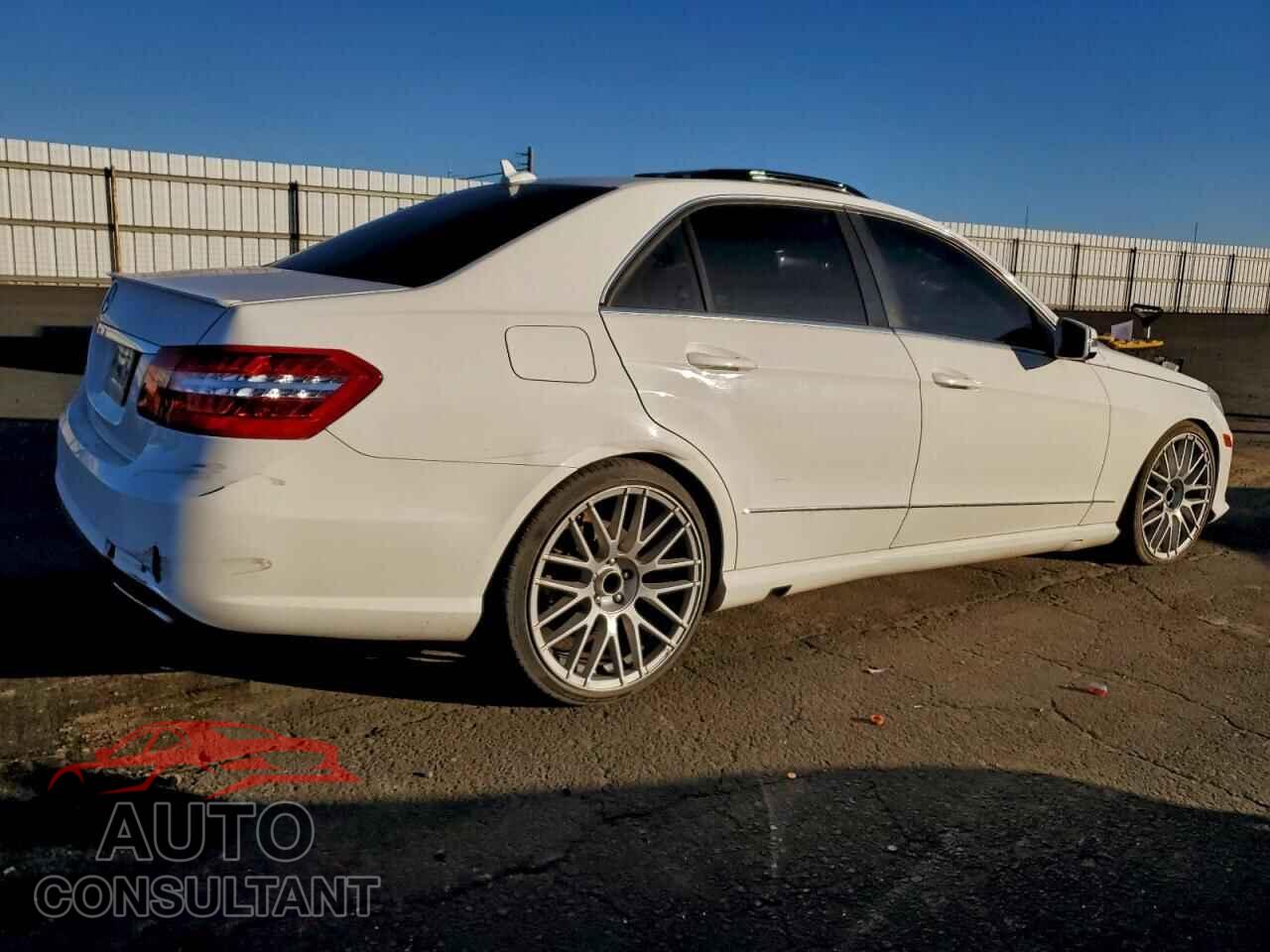 MERCEDES-BENZ E-CLASS 2013 - WDDHF5KB1DA665363