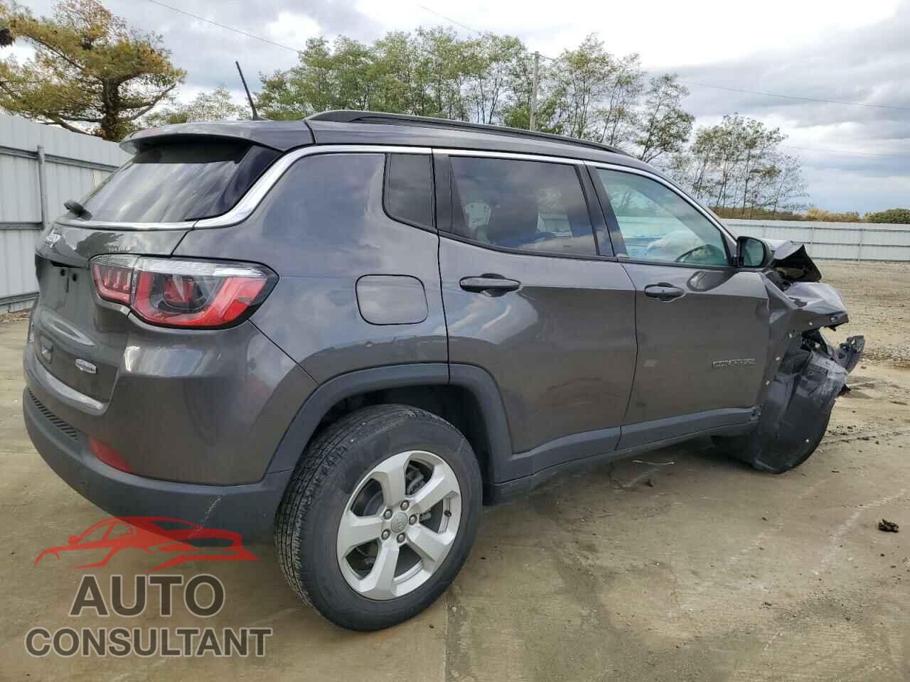 JEEP COMPASS 2018 - 3C4NJDBB5JT223051